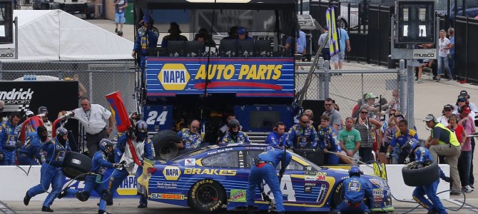 Elliott Opens 2017 Playoffs with Runner-Up Finish at Chicagoland