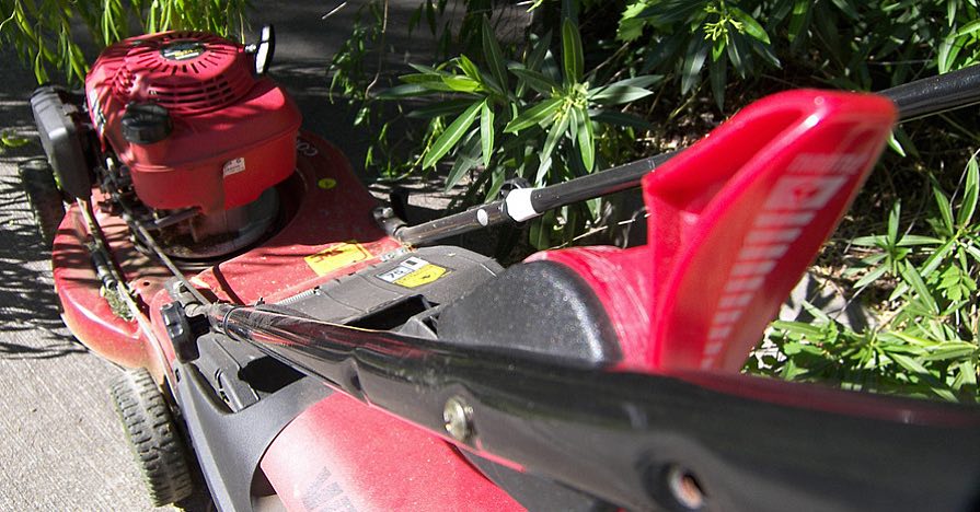 How to Replace Lawn Mower Blades