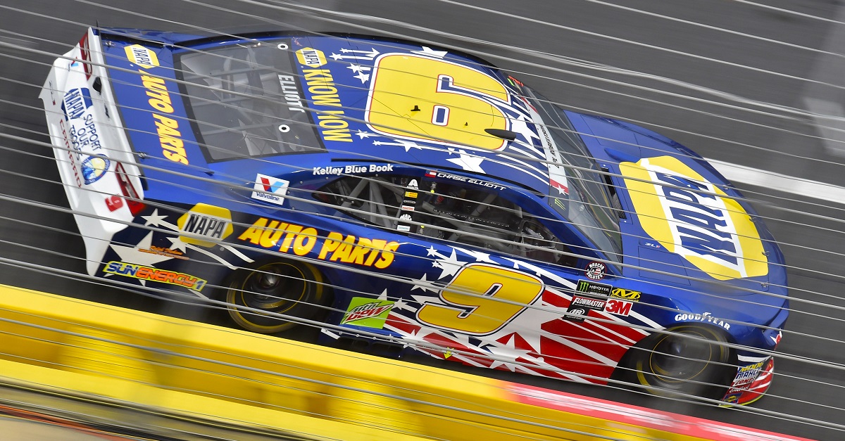 #9: Chase Elliott, Hendrick Motorsports, Chevrolet Camaro NAPA AUTO PARTS Patriotic
