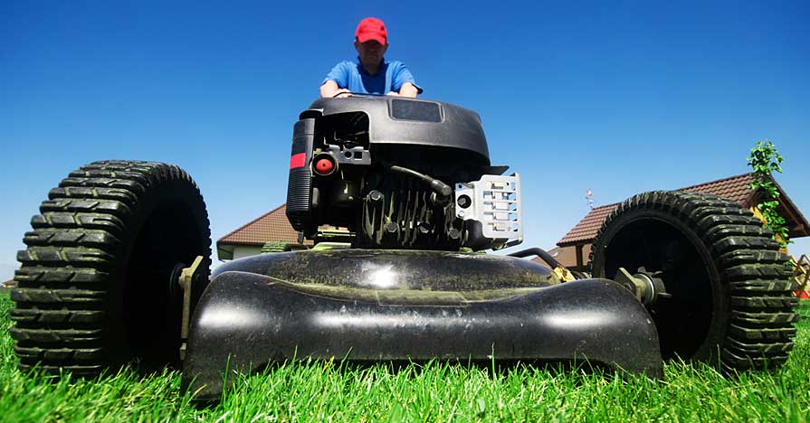 How to sharpen a lawn mower blade