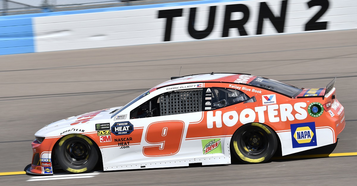 #9: Chase Elliott, Hendrick Motorsports, Chevrolet Camaro Hooters