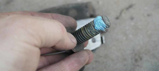 Know-How Notes: How to Remove Red Threadlocker