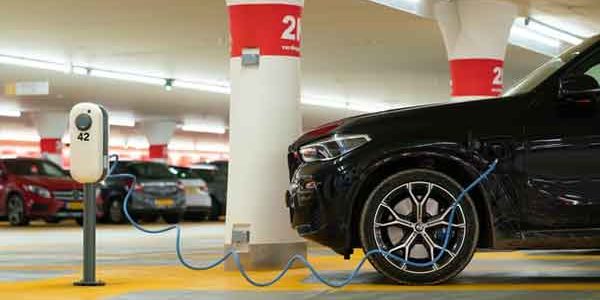 Does an Electric Car Need to Warm Up?
