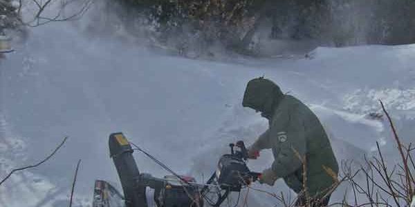 Snowblower Not Throwing Snow? Check These Things Snowblower Not Throwing Snow? Check These Things