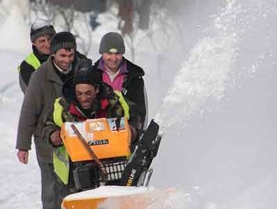 Synthetic Oil in a Snowblower: Should You Use It?