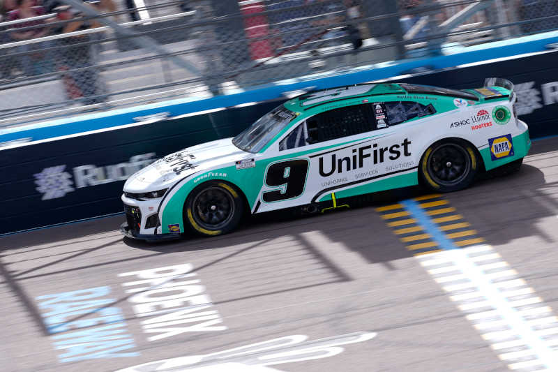 #9: Chase Elliott, Hendrick Motorsports, UniFirst Chevrolet Camaro