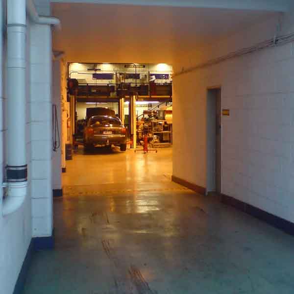 car repair garage Car repair garage