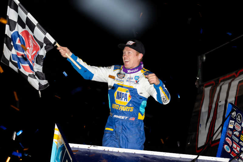 Brad Sweet NAPA AUTO PARTS 49 Outlaws Vado 2022 win 