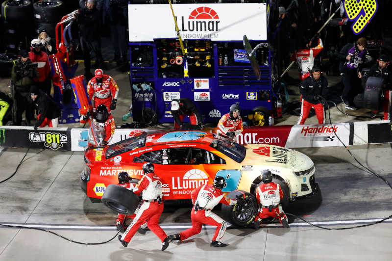 #9: Chase Elliott, Hendrick Motorsports, LLumar Chevrolet Camaro