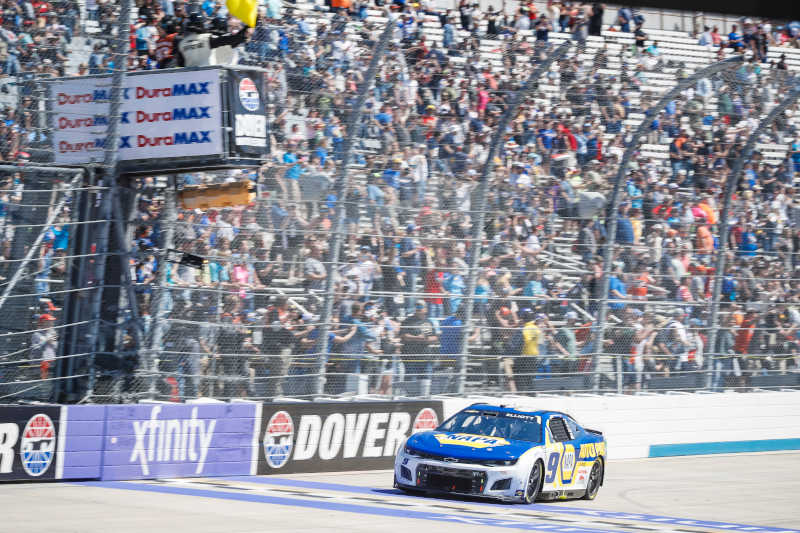 #9: Chase Elliott, Hendrick Motorsports, NAPA Auto Parts Chevrolet Camaro takes the checkered flag to win the race