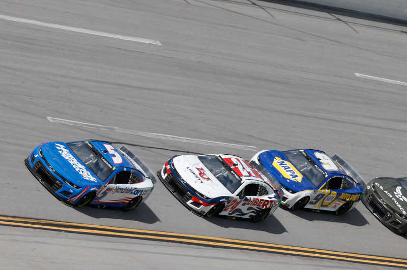 #5: Kyle Larson, Hendrick Motorsports, HendrickCars.com Chevrolet Camaro, #24: William Byron, Hendrick Motorsports, Liberty University Chevrolet Camaro, #5: Kyle Larson, Hendrick Motorsports, HendrickCars.com Chevrolet Camaro