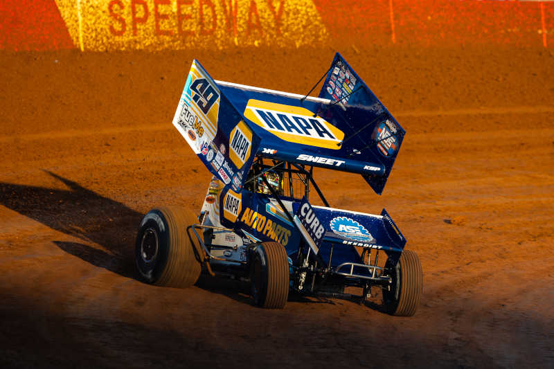 Brad Sweet NAPA AUTO PARTS 49 Outlaws vs Posse 