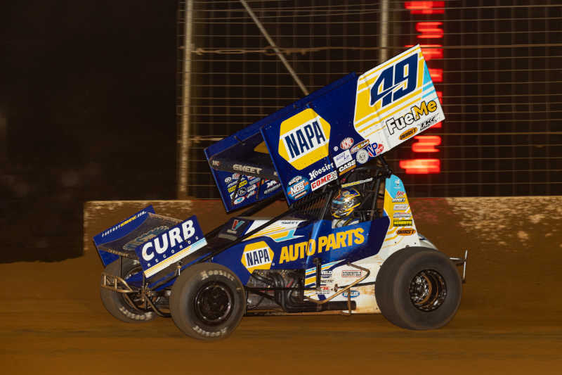 Brad Sweet NAPA AUTO PARTS 49 Outlaws vs Posse 