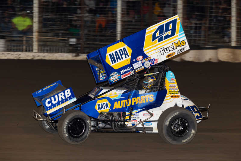 Brad Sweet NAPA AUTO PARTS River Cities Speedway 2022 middle