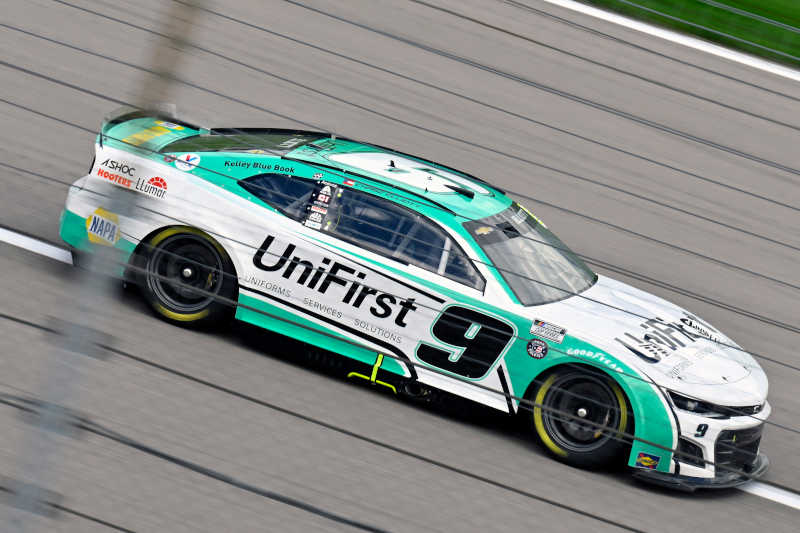 #9: Chase Elliott, Hendrick Motorsports, UniFirst Chevrolet Camaro